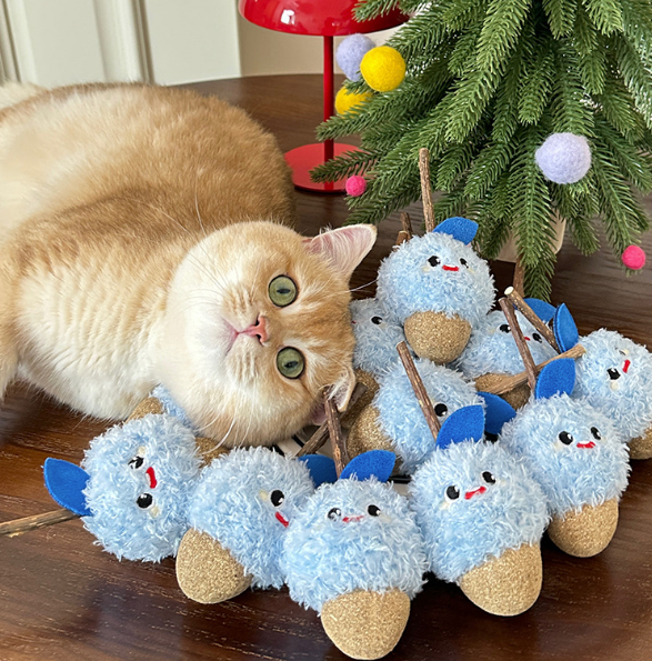 Snowberry Stuff Toy for Grinding Snack