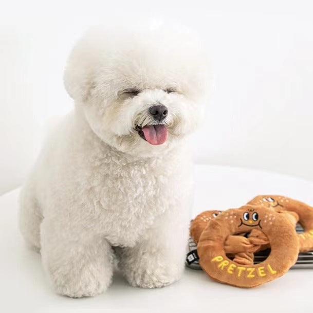 🥨 Pretzel Sniff Toy