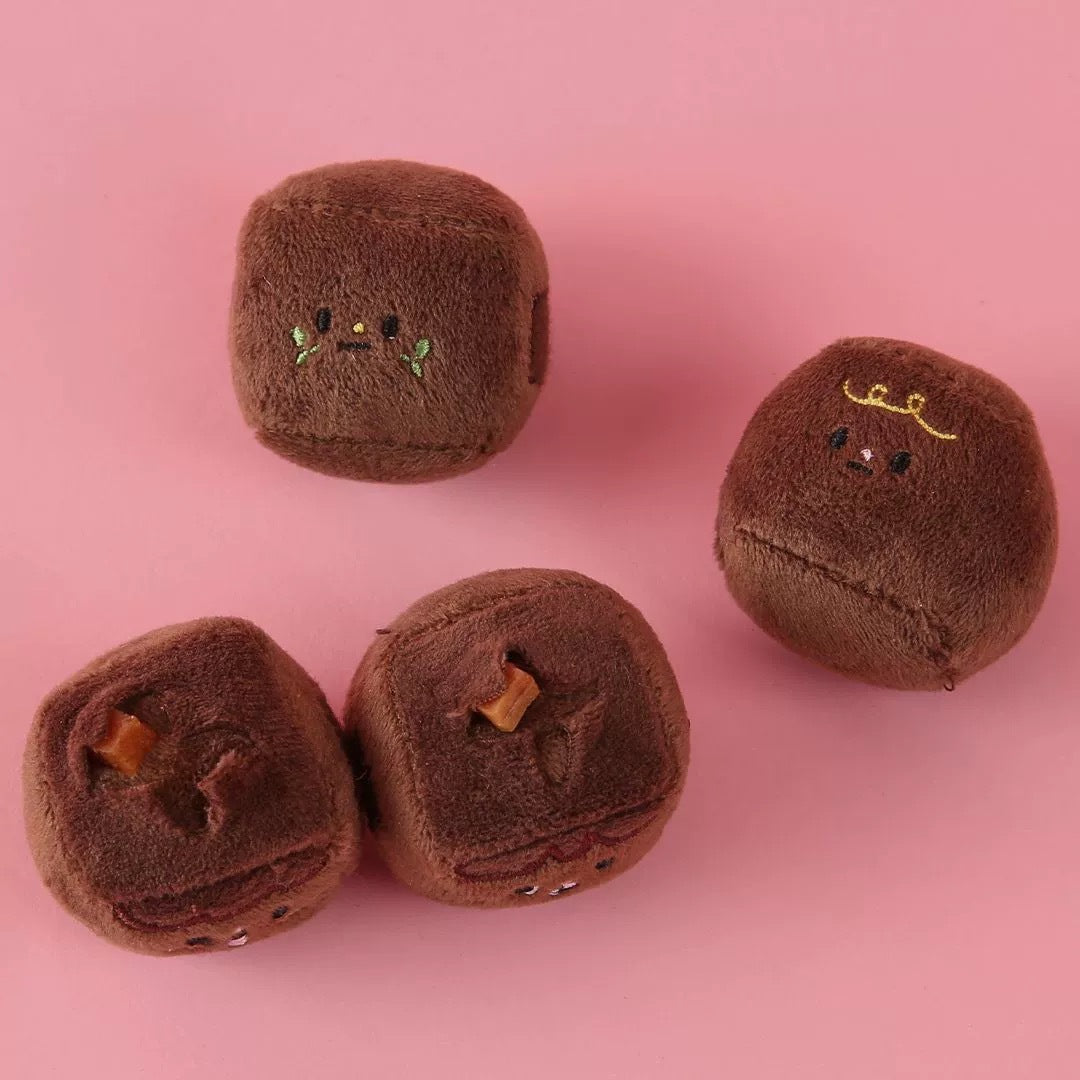 🍫 Chunky Chocolate Bar Sniff Toy