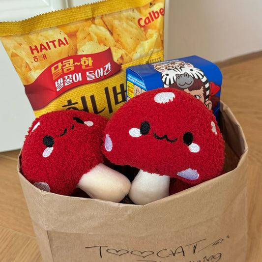 Mushroom Stuff Toy for Grinding Snacks