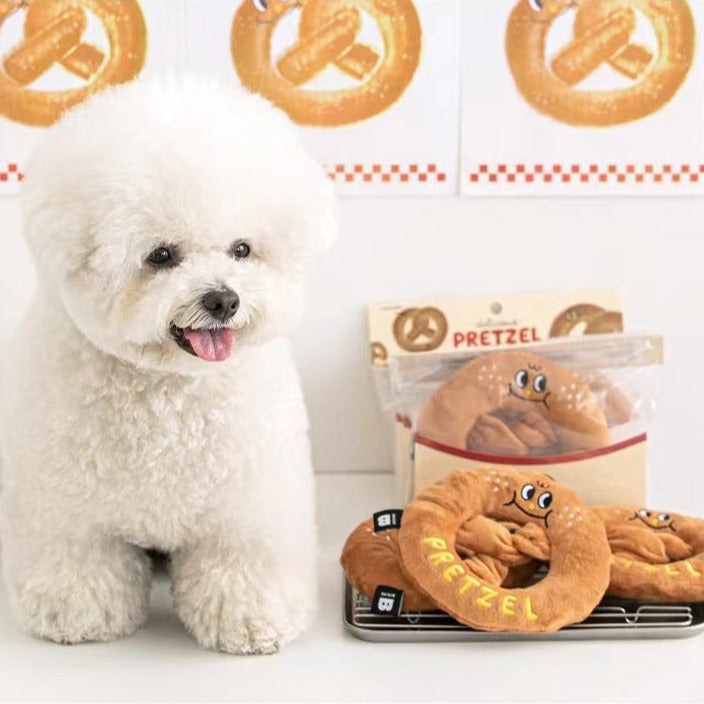 🥨 Pretzel Sniff Toy